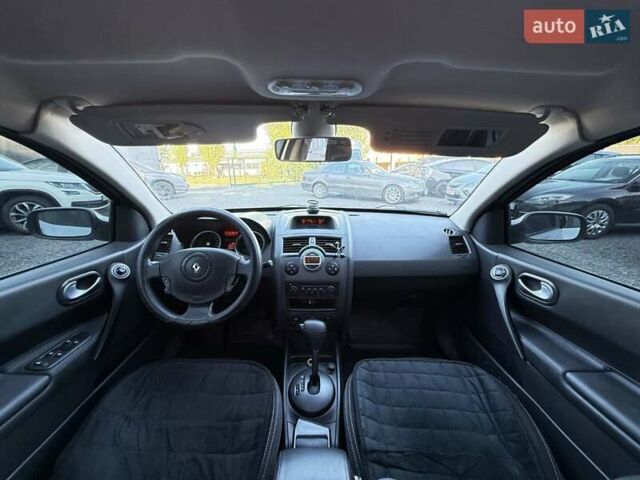 Серый Рено Меган, объемом двигателя 1.6 л и пробегом 317 тыс. км за 4700 $, фото 24 на Automoto.ua