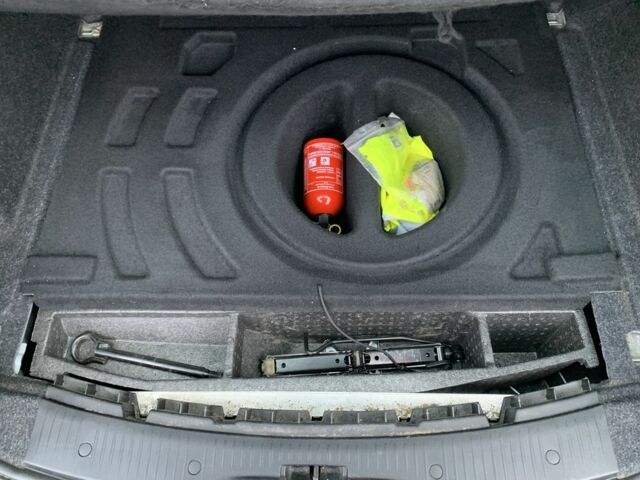 Сірий Рено Меган, об'ємом двигуна 1.6 л та пробігом 213 тис. км за 4650 $, фото 20 на Automoto.ua