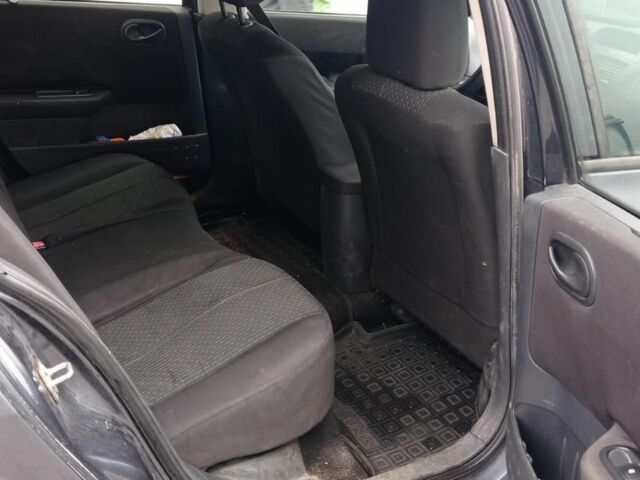 Сірий Рено Меган, об'ємом двигуна 1.5 л та пробігом 230 тис. км за 3700 $, фото 9 на Automoto.ua