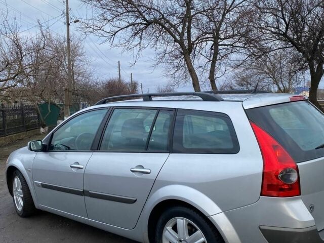 Сірий Рено Меган, об'ємом двигуна 1.6 л та пробігом 263 тис. км за 5899 $, фото 3 на Automoto.ua