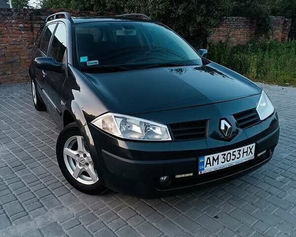 Рено Меган 2005 в Житомире на Automoto.ua Серый Рено Меган, объемом двигателя 1.5 л и пробегом 221 тыс. км за 5100 $, фото 2 на Automoto.ua