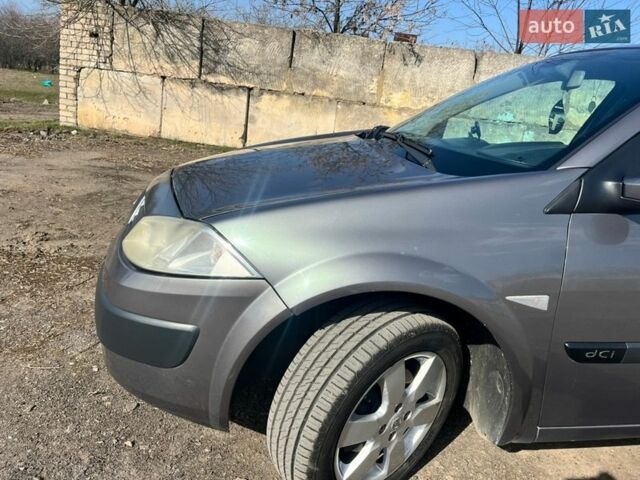 Серый Рено Меган, объемом двигателя 1.5 л и пробегом 291 тыс. км за 4700 $, фото 2 на Automoto.ua