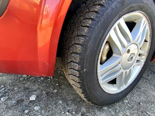 Серый Рено Меган, объемом двигателя 1.5 л и пробегом 320 тыс. км за 4100 $, фото 4 на Automoto.ua