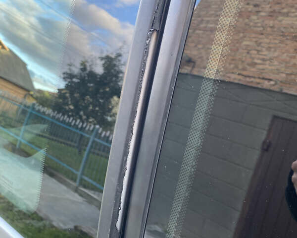 Серый Рено Меган, объемом двигателя 1.6 л и пробегом 250 тыс. км за 4800 $, фото 22 на Automoto.ua