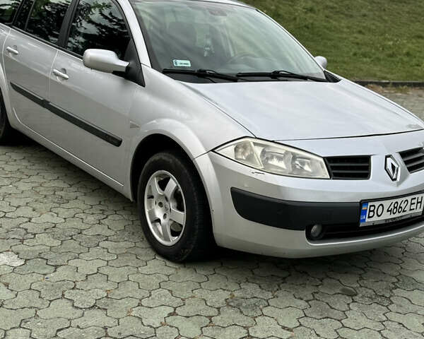 Серый Рено Меган, объемом двигателя 1.6 л и пробегом 256 тыс. км за 4400 $, фото 1 на Automoto.ua