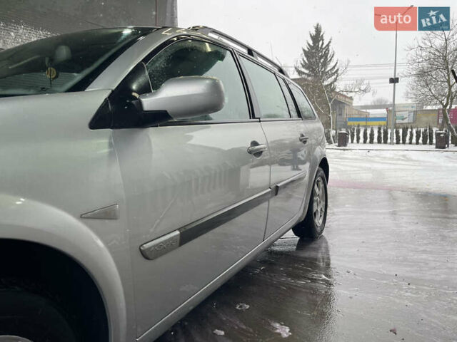 Серый Рено Меган, объемом двигателя 1.9 л и пробегом 277 тыс. км за 3950 $, фото 4 на Automoto.ua