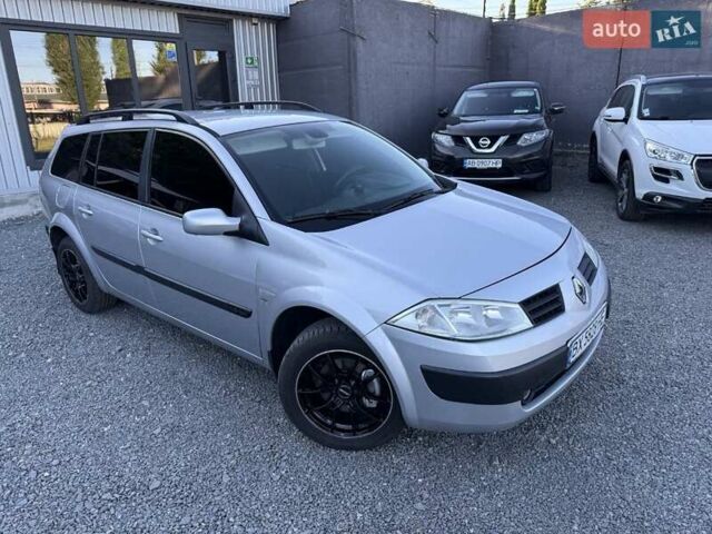 Серый Рено Меган, объемом двигателя 1.6 л и пробегом 317 тыс. км за 4700 $, фото 3 на Automoto.ua