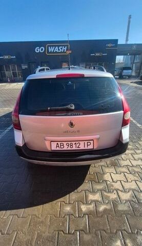 Серый Рено Меган, объемом двигателя 1.6 л и пробегом 218 тыс. км за 4200 $, фото 2 на Automoto.ua