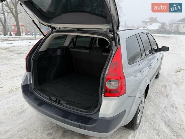 Сірий Рено Меган, об'ємом двигуна 1.4 л та пробігом 236 тис. км за 3500 $, фото 6 на Automoto.ua