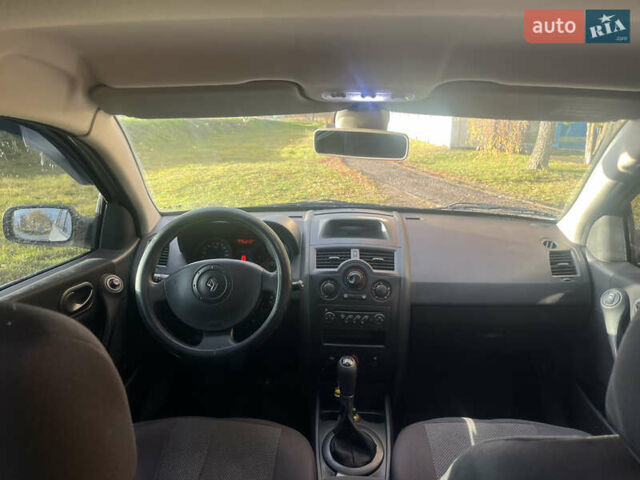 Сірий Рено Меган, об'ємом двигуна 1.6 л та пробігом 260 тис. км за 4600 $, фото 12 на Automoto.ua
