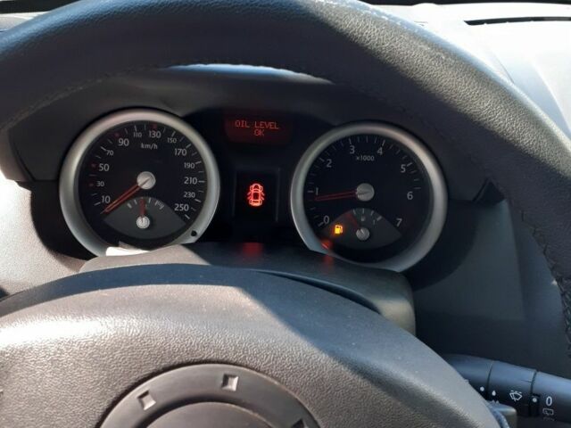 Серый Рено Меган, объемом двигателя 1.6 л и пробегом 290 тыс. км за 4750 $, фото 6 на Automoto.ua