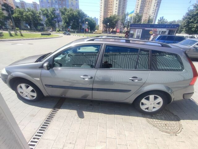 Сірий Рено Меган, об'ємом двигуна 1.6 л та пробігом 200 тис. км за 4904 $, фото 2 на Automoto.ua