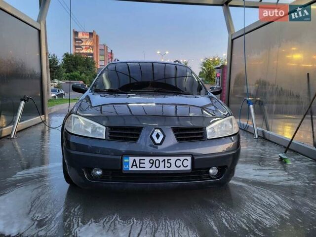Сірий Рено Меган, об'ємом двигуна 1.6 л та пробігом 202 тис. км за 5500 $, фото 1 на Automoto.ua