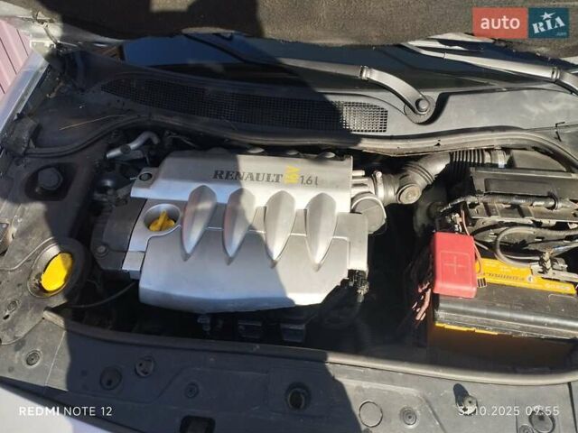 Сірий Рено Меган, об'ємом двигуна 1.6 л та пробігом 281 тис. км за 5300 $, фото 14 на Automoto.ua