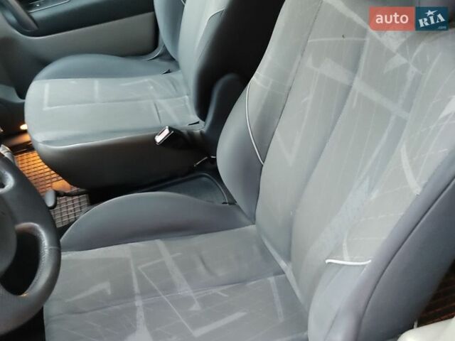 Сірий Рено Меган, об'ємом двигуна 1.6 л та пробігом 234 тис. км за 5700 $, фото 14 на Automoto.ua