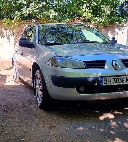 Серый Рено Меган, объемом двигателя 1.9 л и пробегом 331 тыс. км за 4740 $, фото 5 на Automoto.ua