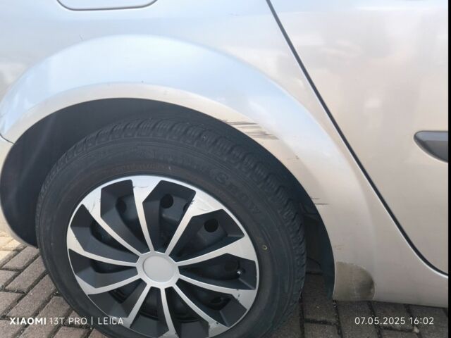 Серый Рено Меган, объемом двигателя 1.6 л и пробегом 155 тыс. км за 4800 $, фото 2 на Automoto.ua