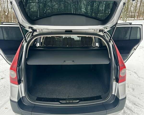 Сірий Рено Меган, об'ємом двигуна 1.6 л та пробігом 175 тис. км за 5399 $, фото 20 на Automoto.ua