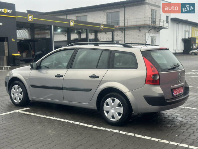 Серый Рено Меган, объемом двигателя 1.6 л и пробегом 197 тыс. км за 5300 $, фото 5 на Automoto.ua