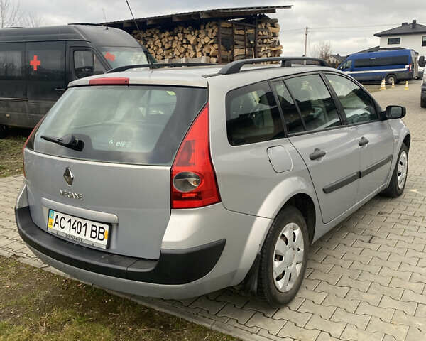 Сірий Рено Меган, об'ємом двигуна 1.39 л та пробігом 251 тис. км за 3999 $, фото 3 на Automoto.ua