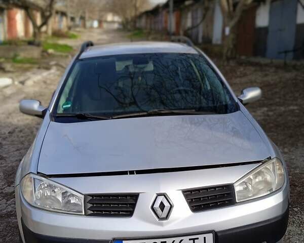 Серый Рено Меган, объемом двигателя 1.4 л и пробегом 178 тыс. км за 5000 $, фото 7 на Automoto.ua