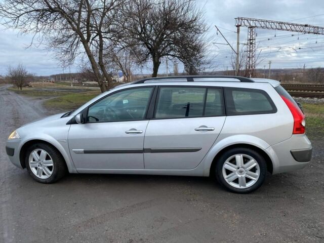 Серый Рено Меган, объемом двигателя 1.6 л и пробегом 267 тыс. км за 5999 $, фото 2 на Automoto.ua