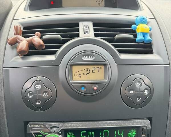 Серый Рено Меган, объемом двигателя 1.87 л и пробегом 243 тыс. км за 5800 $, фото 25 на Automoto.ua