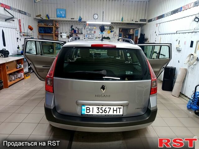 Серый Рено Меган, объемом двигателя 1.6 л и пробегом 220 тыс. км за 5100 $, фото 6 на Automoto.ua