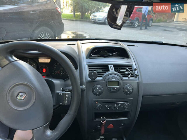 Серый Рено Меган, объемом двигателя 1.5 л и пробегом 382 тыс. км за 5500 $, фото 9 на Automoto.ua