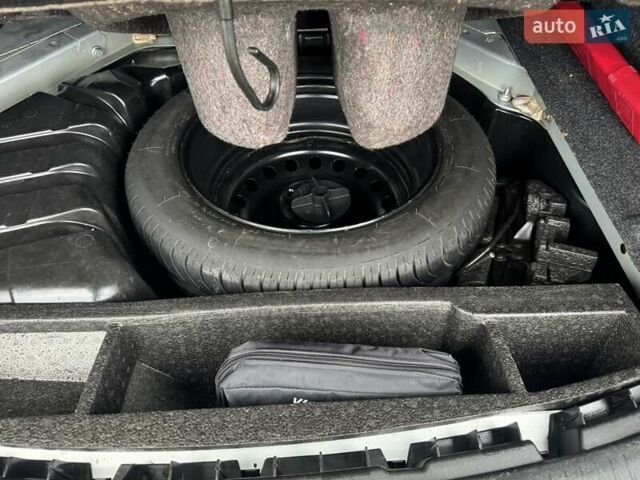 Сірий Рено Меган, об'ємом двигуна 1.6 л та пробігом 216 тис. км за 5400 $, фото 20 на Automoto.ua