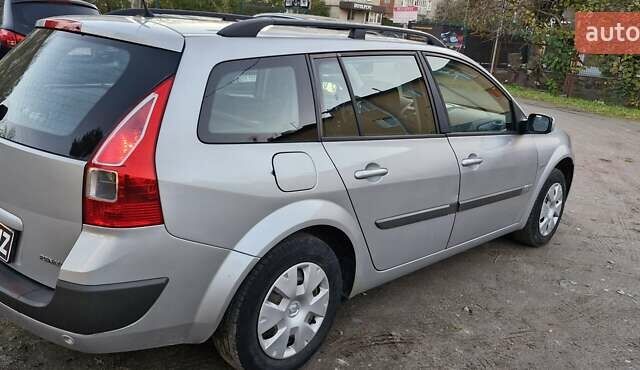 Сірий Рено Меган, об'ємом двигуна 1.6 л та пробігом 220 тис. км за 5500 $, фото 4 на Automoto.ua