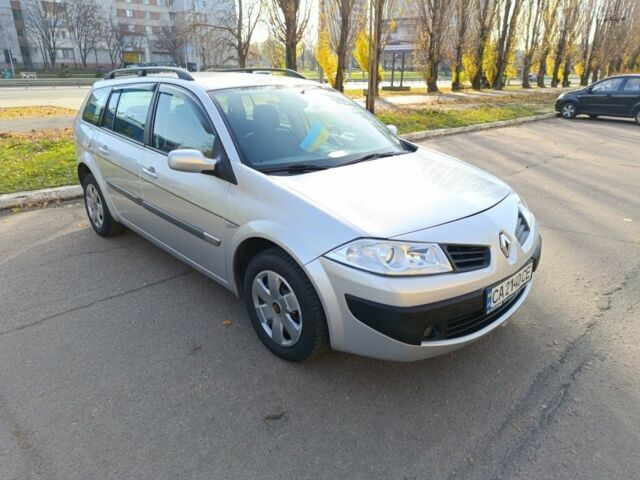 Серый Рено Меган, объемом двигателя 1.6 л и пробегом 210 тыс. км за 4560 $, фото 6 на Automoto.ua