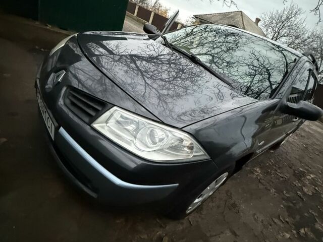 Серый Рено Меган, объемом двигателя 1.5 л и пробегом 260 тыс. км за 5200 $, фото 6 на Automoto.ua