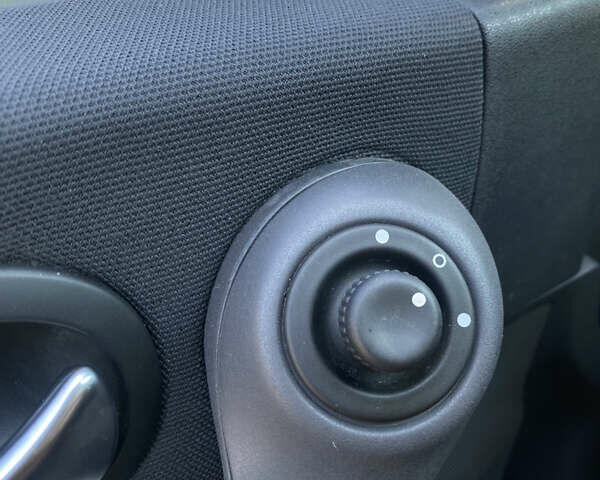 Сірий Рено Меган, об'ємом двигуна 1.6 л та пробігом 163 тис. км за 5450 $, фото 23 на Automoto.ua