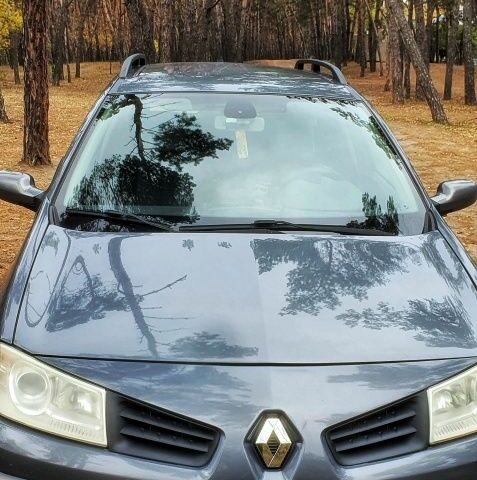 Серый Рено Меган, объемом двигателя 1.6 л и пробегом 244 тыс. км за 4900 $, фото 1 на Automoto.ua