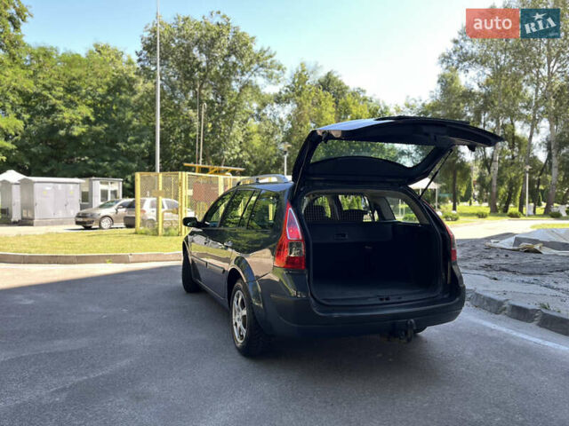 Сірий Рено Меган, об'ємом двигуна 1.6 л та пробігом 280 тис. км за 5200 $, фото 9 на Automoto.ua