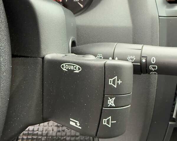 Сірий Рено Меган, об'ємом двигуна 1.87 л та пробігом 243 тис. км за 5500 $, фото 12 на Automoto.ua