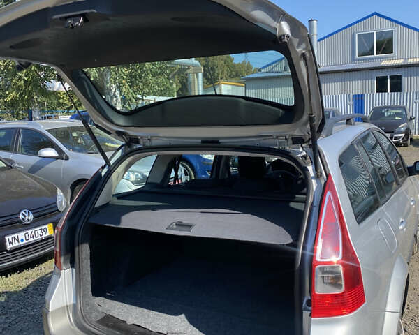 Сірий Рено Меган, об'ємом двигуна 1.6 л та пробігом 163 тис. км за 5450 $, фото 6 на Automoto.ua