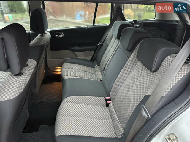 Серый Рено Меган, объемом двигателя 1.46 л и пробегом 265 тыс. км за 4400 $, фото 8 на Automoto.ua