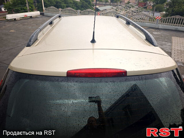 Сірий Рено Меган, об'ємом двигуна 1.6 л та пробігом 198 тис. км за 5650 $, фото 3 на Automoto.ua