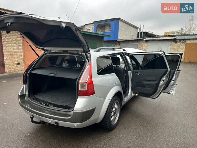 Сірий Рено Меган, об'ємом двигуна 1.6 л та пробігом 285 тис. км за 4850 $, фото 18 на Automoto.ua