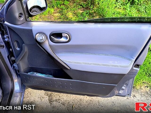 Серый Рено Меган, объемом двигателя 1.6 л и пробегом 378 тыс. км за 4200 $, фото 10 на Automoto.ua