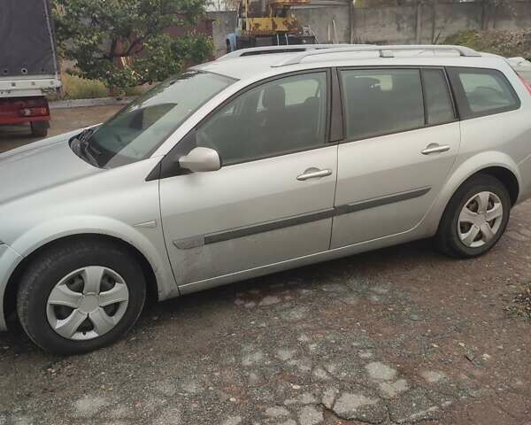 Серый Рено Меган, объемом двигателя 1.6 л и пробегом 298 тыс. км за 4500 $, фото 6 на Automoto.ua