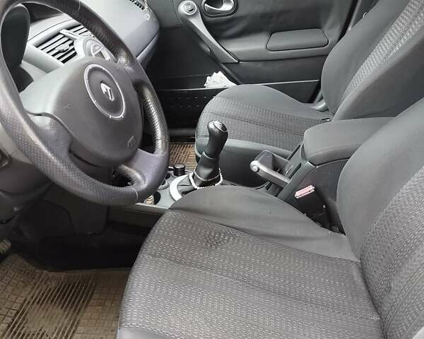 Сірий Рено Меган, об'ємом двигуна 1.6 л та пробігом 174 тис. км за 4000 $, фото 3 на Automoto.ua