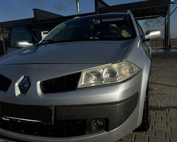 Серый Рено Меган, объемом двигателя 1.87 л и пробегом 390 тыс. км за 5300 $, фото 1 на Automoto.ua