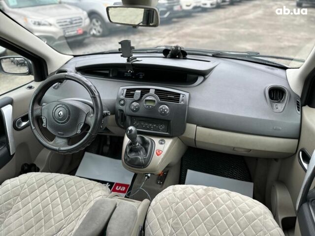 Серый Рено Меган, объемом двигателя 1.5 л и пробегом 265 тыс. км за 5790 $, фото 12 на Automoto.ua