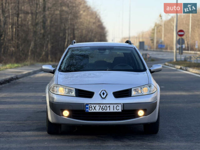 Серый Рено Меган, объемом двигателя 1.6 л и пробегом 248 тыс. км за 4900 $, фото 1 на Automoto.ua