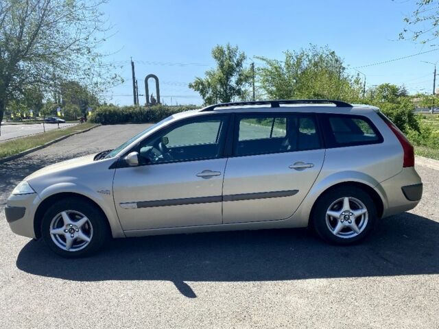 Серый Рено Меган, объемом двигателя 1.6 л и пробегом 278 тыс. км за 5000 $, фото 2 на Automoto.ua