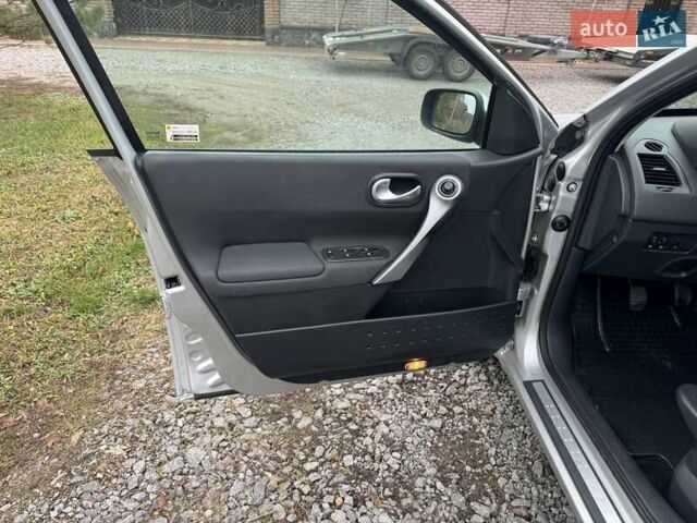 Сірий Рено Меган, об'ємом двигуна 1.6 л та пробігом 216 тис. км за 5400 $, фото 16 на Automoto.ua