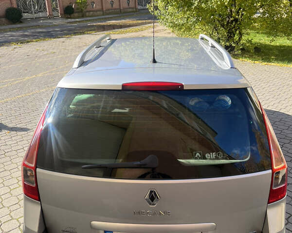 Сірий Рено Меган, об'ємом двигуна 1.6 л та пробігом 247 тис. км за 4900 $, фото 5 на Automoto.ua